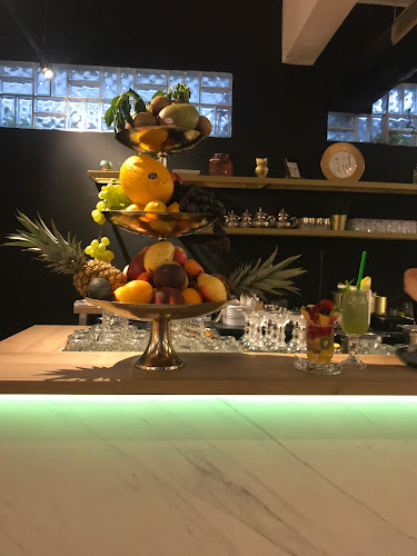 Jumbobs Argile Garden - Gastronomie und Hotellerie