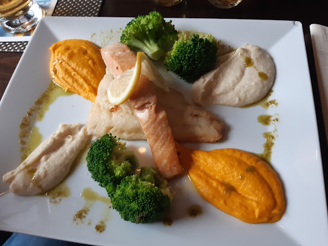 Comentarii opinii despre Lux Restaurant