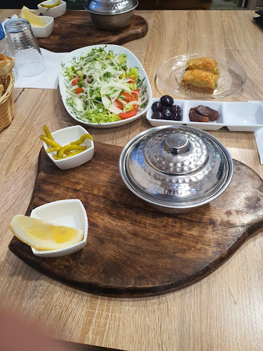 Opinii despre AKCAABAT RESTAURANT în Hamm - Gastronomie und Hotellerie