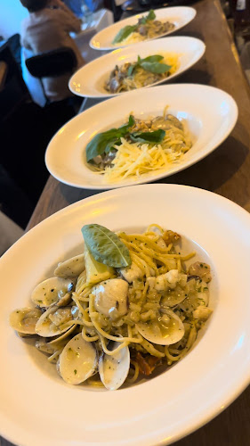 Opinii despre Restaurant Pellolitto Pizzamanufaktur în Trier - Gastronomie und Hotellerie