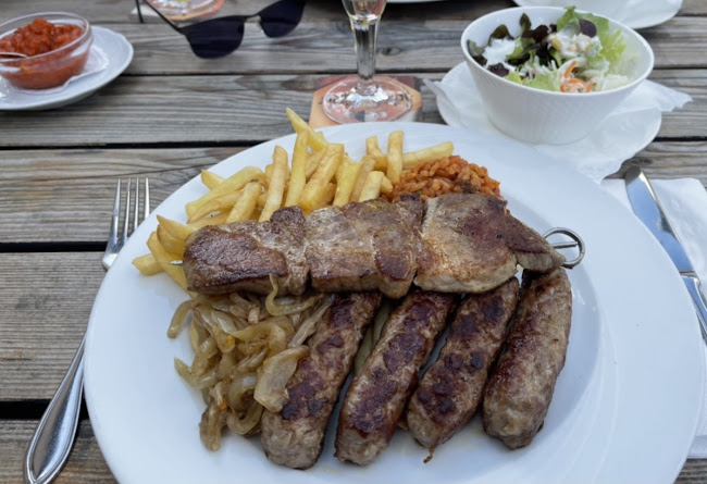 Opinii despre Sportheim Dietesheim în Mühlheim am Main - Gastronomie und Hotellerie