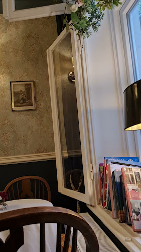 Opinii despre Eaton Place Café und Tearoom în Hamburg - Gastronomie und Hotellerie