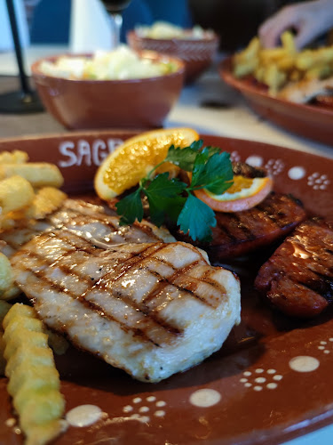 Opinii despre Sagres portugiesisches Restaurant und Eiscafé în Cuxhaven - Gastronomie und Hotellerie