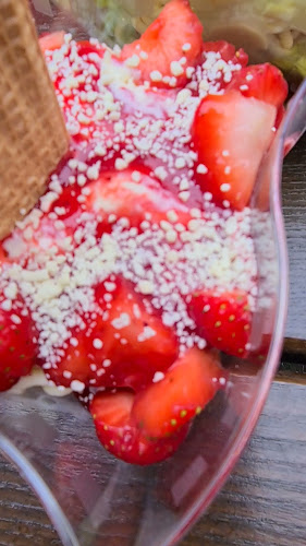 Opinii despre Eiscafe Liliana în Köln - Gastronomie und Hotellerie