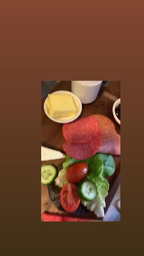 Opinii despre Eiscafé Das Dorf în Aalen - Gastronomie und Hotellerie