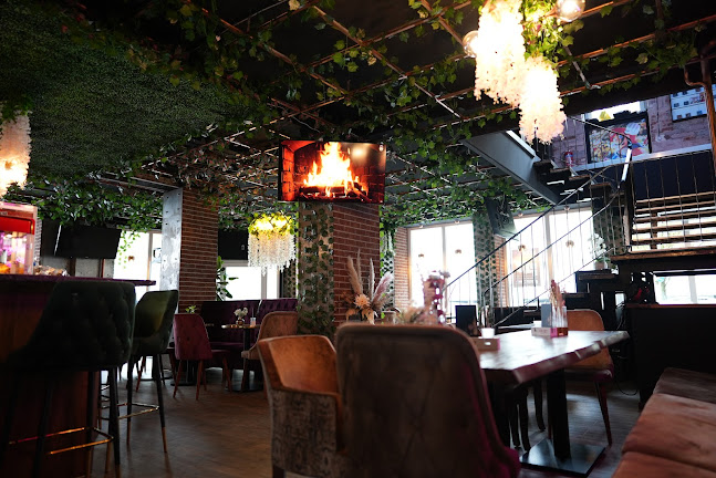 Opinii despre 3 Vibes Cocktail - E-Sports Bar în Aschaffenburg - Gastronomie und Hotellerie