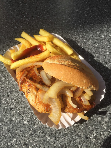 Zum Grillmeister Burger Curry Worscht - Gastronomie und Hotellerie