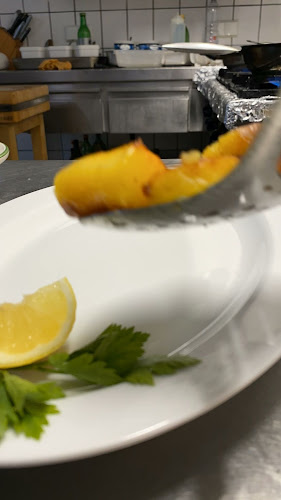 Opinii despre Trattoria Pizzeria Apulia Frankfurt în Frankfurt am Main - Gastronomie und Hotellerie