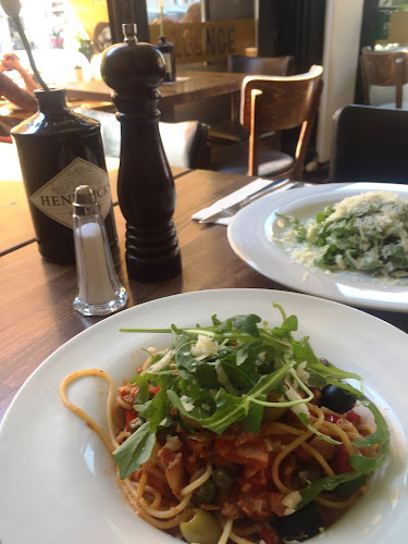 Oranienburger Str. 33, 10117 Berlin