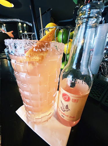 Opinii despre Robinson's Bar - a New York Bar în München - Gastronomie und Hotellerie