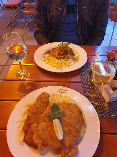 Opinii despre Kolpinghaus Regensburg, Kongress- & Kulturzentrum, Restaurant în Regensburg - Gastronomie und Hotellerie