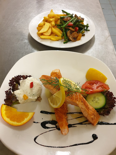 Akropolis Restaurant - Gastronomie und Hotellerie