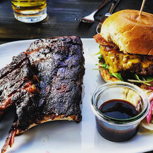 Comentarii opinii despre BLACKBEARDS BBQ FACTORY