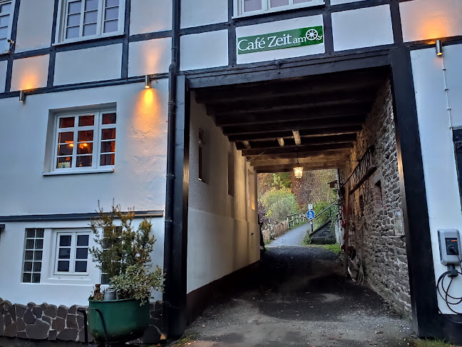 Opinii despre Café Zeit am Wasserrad în Schmallenberg - Gastronomie und Hotellerie