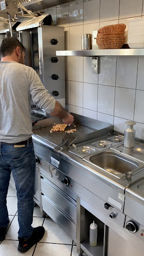 Opinii despre Mahos Süperlecker Kebaphaus în Haan - Gastronomie und Hotellerie