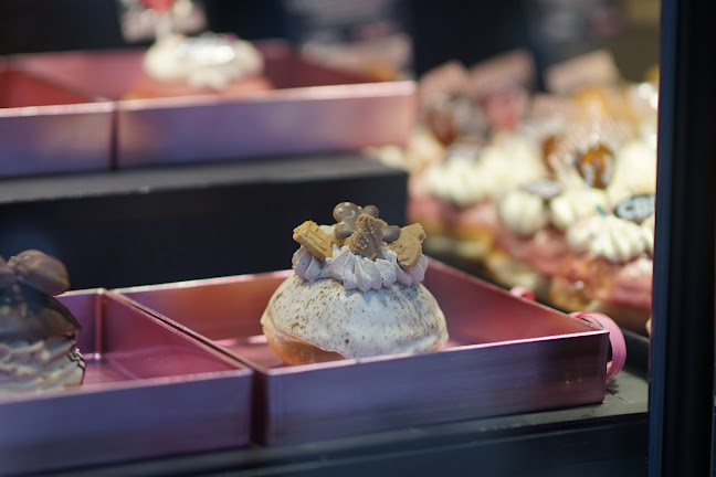 CBD - CAKES, BÄMS & DONUTS