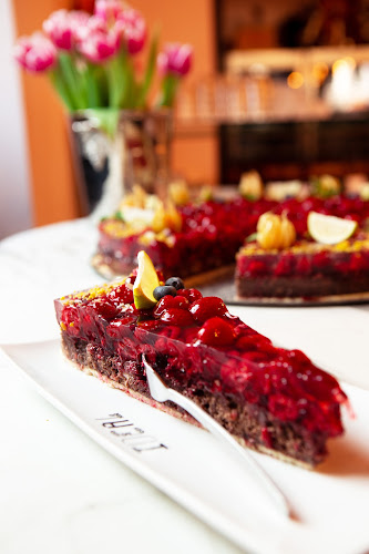 IDEAL Café - Restaurant - Bar - Fulda