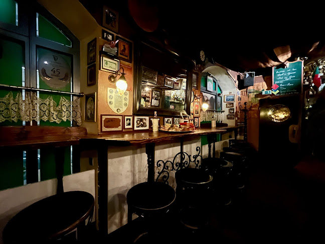 Irish Folk Pub aka "The Old Irish"