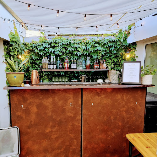 Opinii despre Flaschenkind - Cocktail & Event Catering în Düsseldorf - Gastronomie und Hotellerie