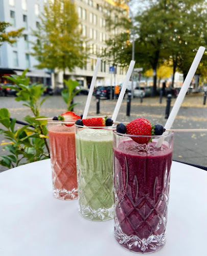 Comentarii opinii despre Cappuccino Grand Café by petrocelli