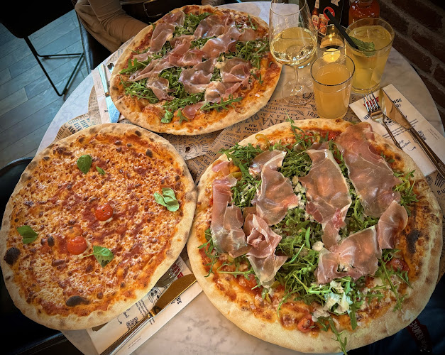 Opinii despre L'Osteria Langenfeld în Langenfeld (Rheinland) - Gastronomie und Hotellerie