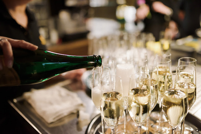 Opinii despre Zum Schwarzen Bären în Weimar - Gastronomie und Hotellerie