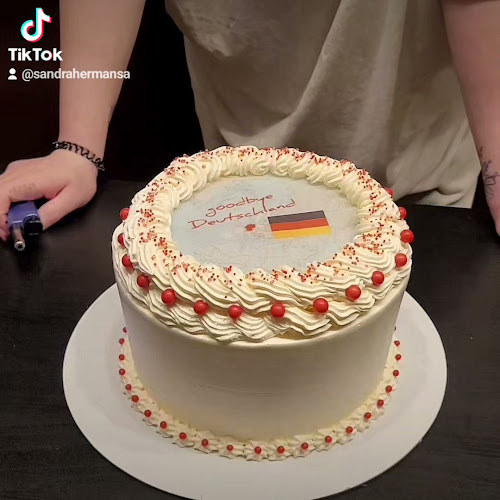 Opinii despre Sandra's Cake Factory în Hecklingen - Gastronomie und Hotellerie