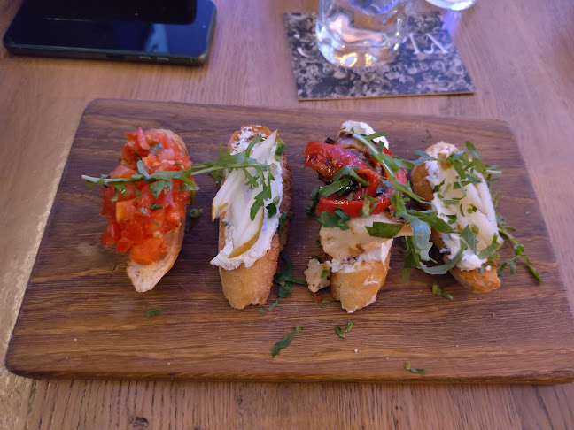 Opinii despre UTOPIA în Kaufbeuren - Gastronomie und Hotellerie