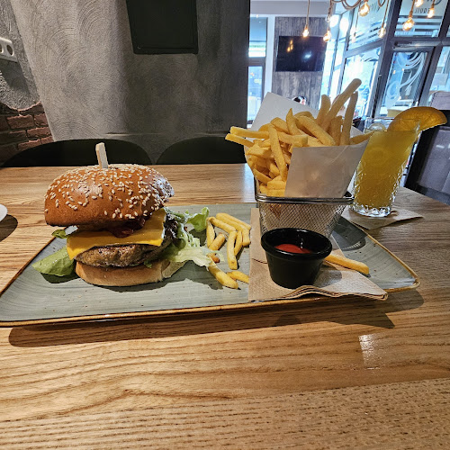 Comentarii opinii despre Barco Lounge Bar