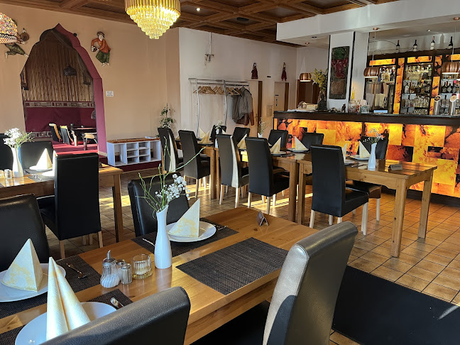 Indish Restaurant & Café Cocktail Bar