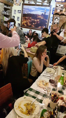 Opinii despre Trattoria a muntagnola în Berlin - Gastronomie und Hotellerie