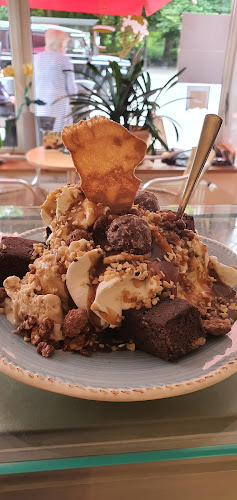 Opinii despre Antonios Eiscafé în Hamburg - Gastronomie und Hotellerie