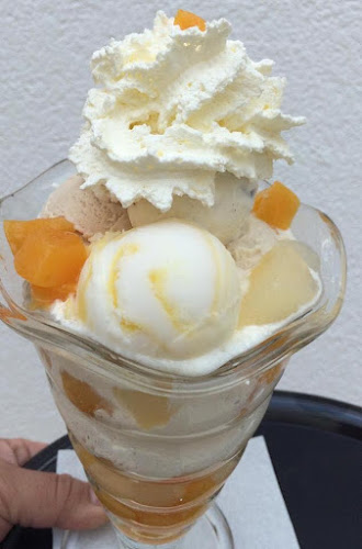 Saifi Kabul Sheer Yakh Restaurant