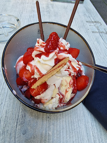 Opinii despre Gelo Sia *Café - Bistro - Bar* în Düsseldorf - Gastronomie und Hotellerie