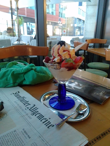 Opinii despre Eiscafe Banco în Stuttgart - Gastronomie und Hotellerie