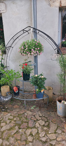 Rose'nei Antikcafé & Rosengarten - Ellen Mosert - Gastronomie und Hotellerie