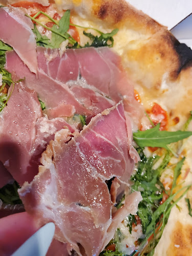 Pizzeria La Pizzetta - Gastronomie und Hotellerie