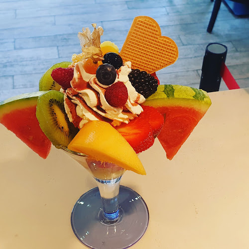 Eiscafé Bella Vita - Gastronomie und Hotellerie