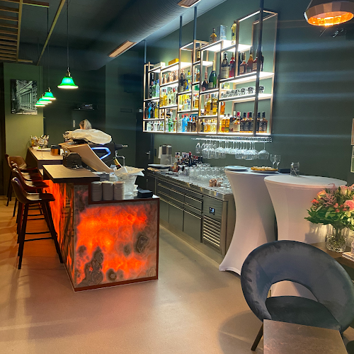 WALL STREET I Cocktail- und Champagnerbar - Gastronomie und Hotellerie