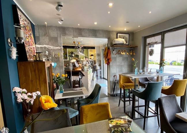 Lieblingsplatz-Hürth Deli Cafe & Interieur - Gastronomie und Hotellerie