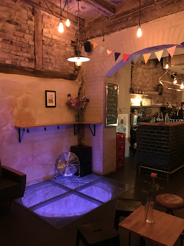 Bar Biene - Gastronomie und Hotellerie