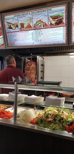 Comentarii opinii despre Derwisch Kebap Haus