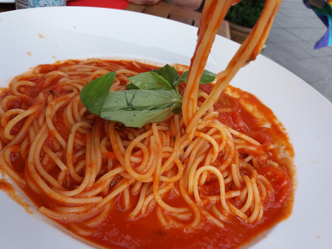 Trattoria Fidelia I - Gastronomie und Hotellerie