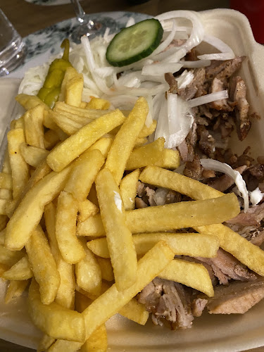 Elisabeth & Lefti - Velbert