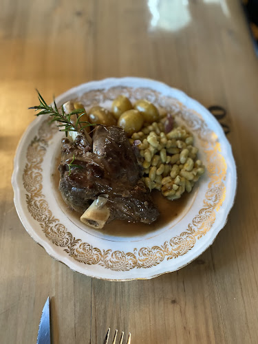 Comentarii opinii despre HOP A TABLE