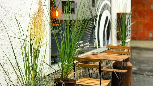 Opinii despre Coffein Aschaffenburg - Kaffeewelt und portugiesische Spezialitäten în Aschaffenburg - Gastronomie und Hotellerie