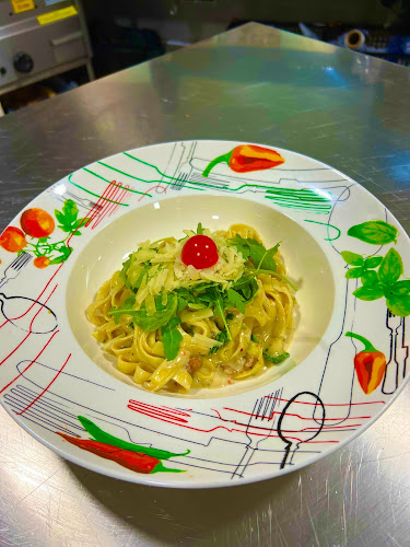 Opinii despre Bella Pizza am Marktplatz în Berlin - Gastronomie und Hotellerie