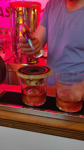 Opinii despre Mondhuegel Bar Markthalle Neun în Berlin - Gastronomie und Hotellerie