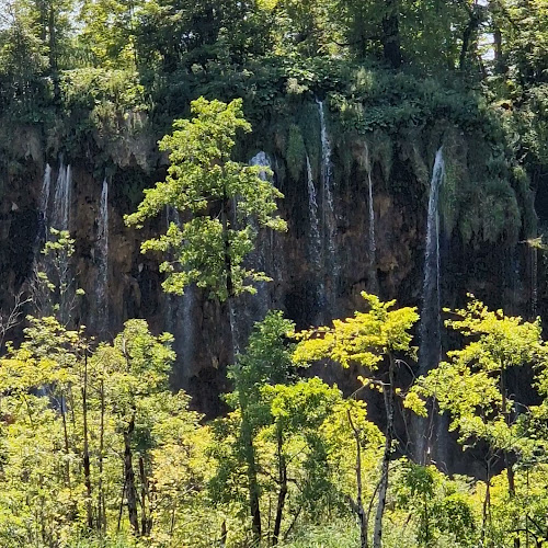 HANS IM GLÜCK - ESSEN Kennedyplatz - Gastronomie und Hotellerie