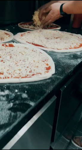 Opinii despre Pizza Mia - Hamburg Rahlstedt în Hamburg - Gastronomie und Hotellerie